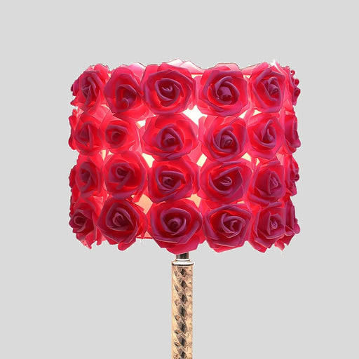 18.25' Red Roses in Bloom Acrylic / Metal Table Lamp Default -DTYStore
