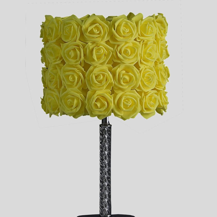 18.25' Yellow Roses in Bloom Acrylic / Metal Table Lamp Default -DTYStore