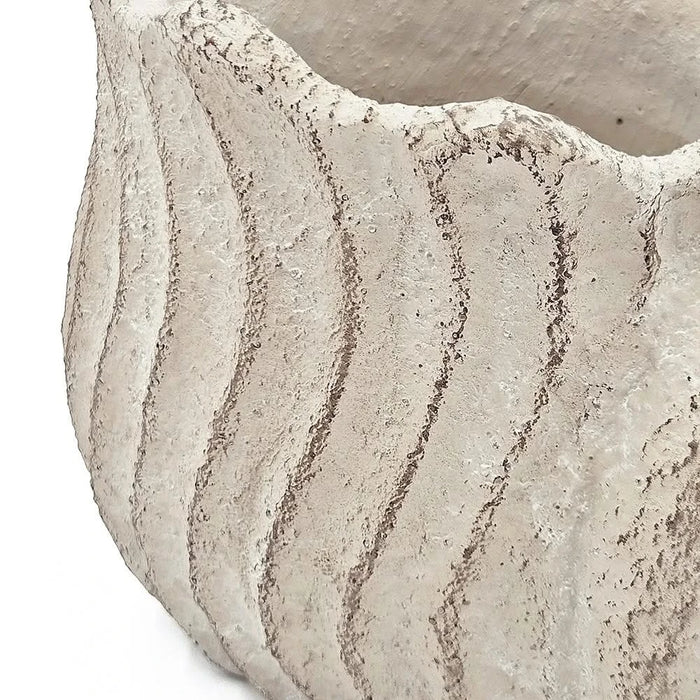 9x5.5x5.7' Sand and Cement Conch Shell Planter with Textured Beige Finish Default -DTYStore