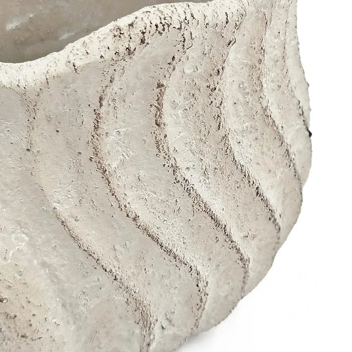 9x5.5x5.7' Sand and Cement Conch Shell Planter with Textured Beige Finish Default -DTYStore