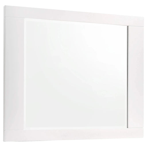 August Glossy White 6-piece Panel Bedroom Set Default -DTYStore