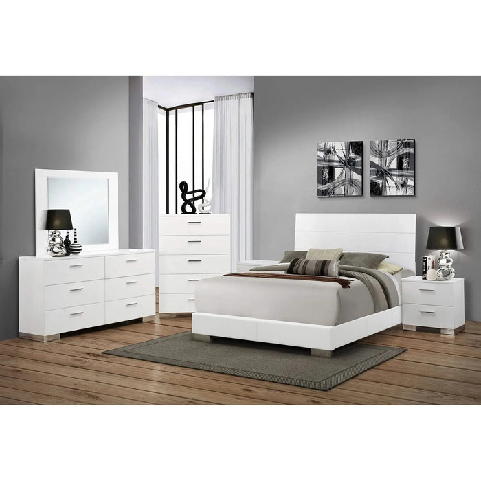 August Glossy White 6-piece Panel Bedroom Set Default -DTYStore
