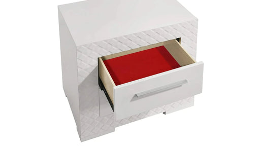 Blanca Modern Style 4 Pc Queen Bedroom Set with LED Headboard Made with Wood in White Default -DTYStore