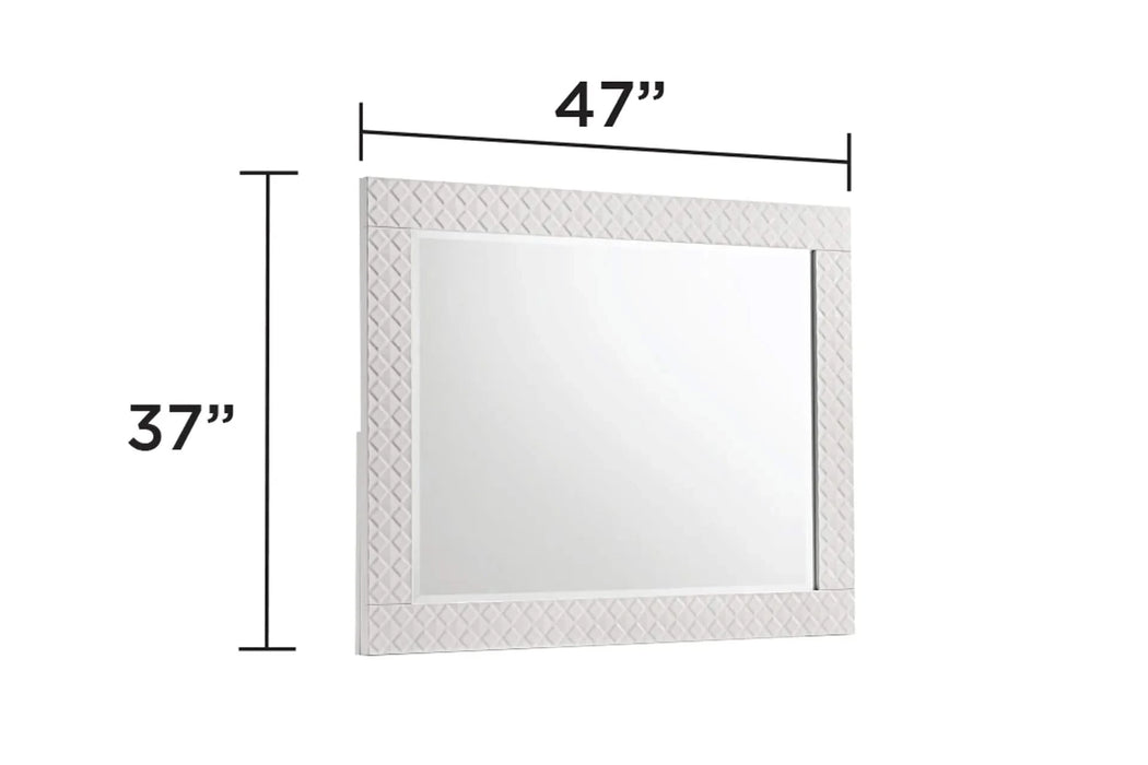 Blanca Modern Style 5 Pc Queen Bedroom Set with LED Headboard Made with Wood in White Default -DTYStore