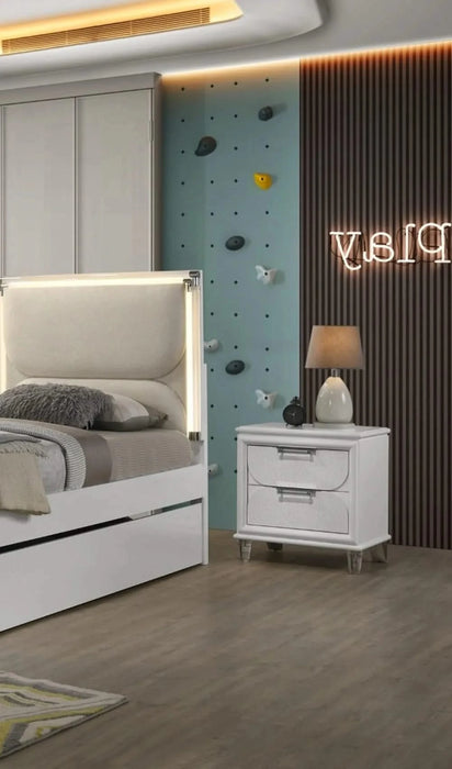 Contemporary Glam Pearl White Full Size Bed W Trundle 2x Nightstands Embossed Panel 3pc Bedframe Bedroom Furniture Default -DTYStore