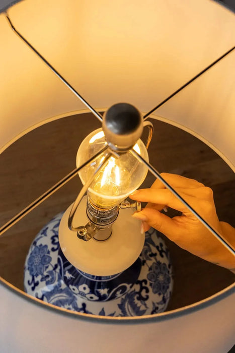 D14x27.6' Blue and White Round Ceramic Vase Lamp Default -DTYStore