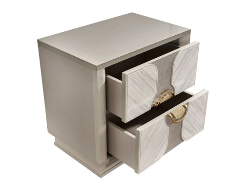 Eternity Traditional Style 4 Pc Queen Bedroom Set Made with Wood and Gold Accents in Beige Default -DTYStore