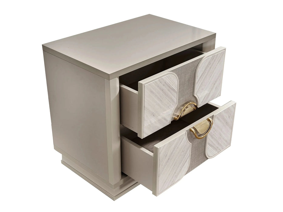 Eternity Traditional Style 5 Pc Queen Bedroom Set Made with Wood and Gold Accents in Beige Default -DTYStore