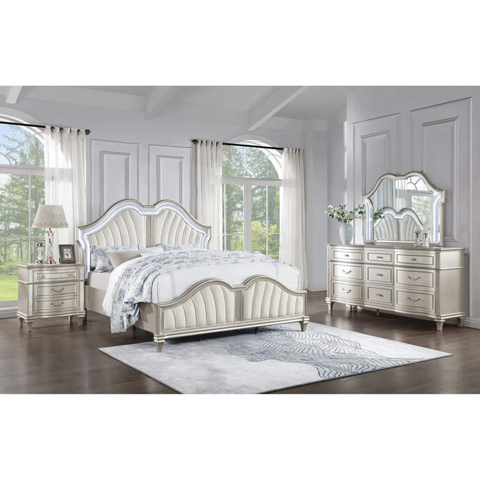 Evangeline Silver Oak 4-piece Queen Bedroom Set Default -DTYStore