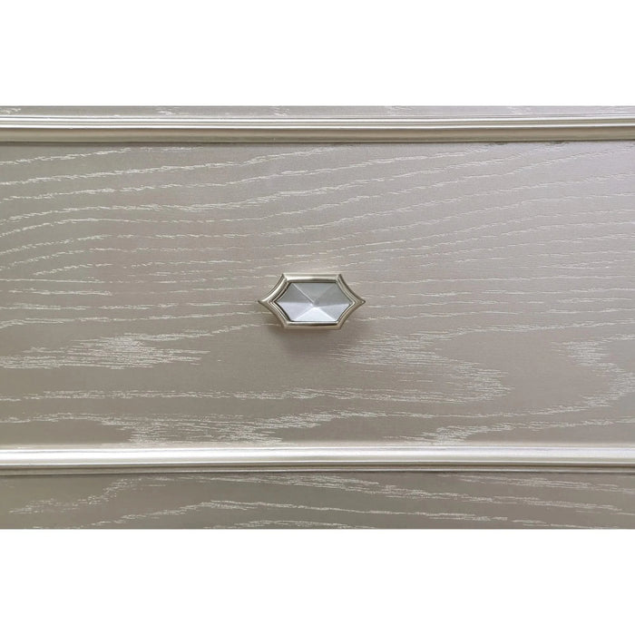 Evangeline Silver Oak 4-piece Queen Bedroom Set Default -DTYStore