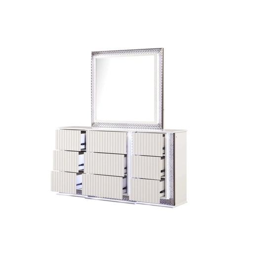 Fabio Contemporary Style King 4PC Bedroom set Made with Diamond-Shaped Side Accents, LED Lighting and Wood in White Finish Default -DTYStore