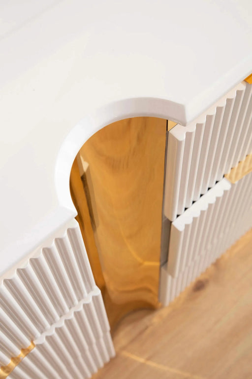 Gold Detailed Upholstery King 5-N Pc made with Wood in White Default -DTYStore