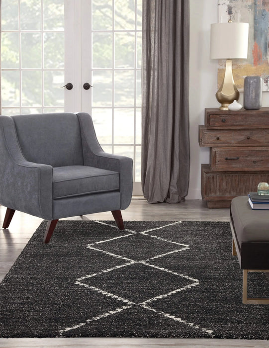Granada Asher Black/ Ivory Argyle Area Rug Default -DTYStore
