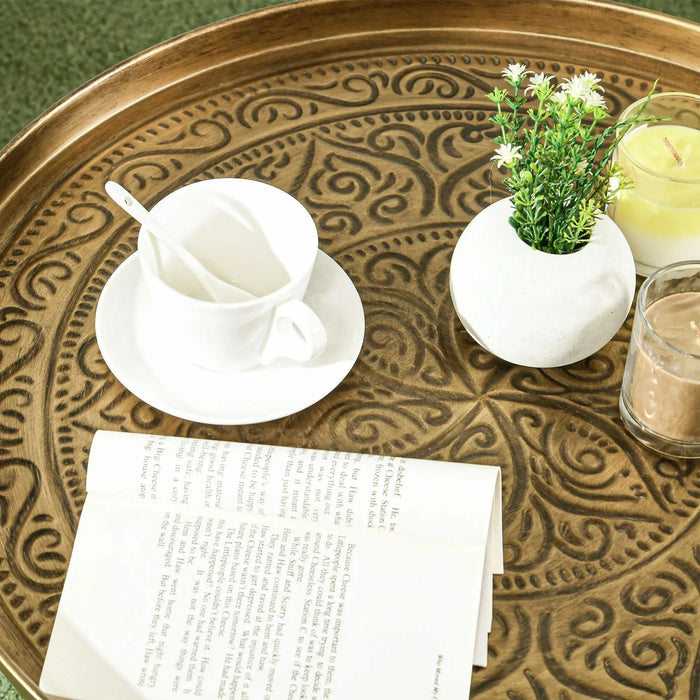 HOMCOM 24' Round Coffee Table with Hammered Tray Top, Vintage Metal Center Table for Living Room, Bedroom, Side Table, Gold Default -DTYStore