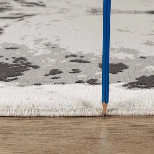 Hide GC_CHD1007 Gray 5 ft. x 7 ft. Area Rug Default -DTYStore