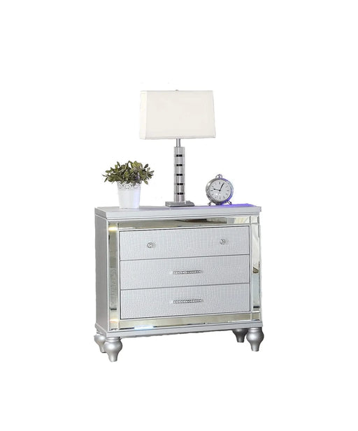 LIZELLE Upholstery Wooden Queen 4 PC Bedroom set with Ambient lighting in Gray Velvet Finish(CA INVENTORY) Default -DTYStore