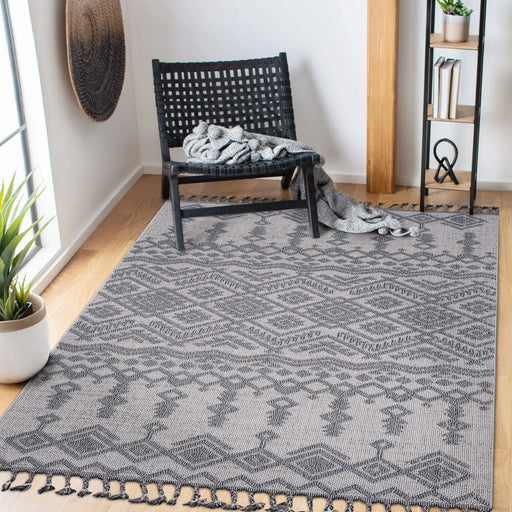 LOOM & LUXE Collection 8X10 White/Gray /Traditional Indoor/Outdoor Area Rug Default -DTYStore