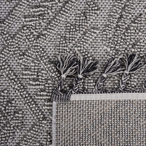 LOOM & LUXE Collection 8X10 White/White /Traditional Indoor/Outdoor Area Rug Default -DTYStore