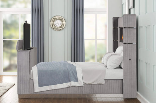 Lavish Modern Style 4 Pc King Bedroom Set Made with Fireplace in Headboard & TV stand in Footboard with Wood in Grey Default -DTYStore