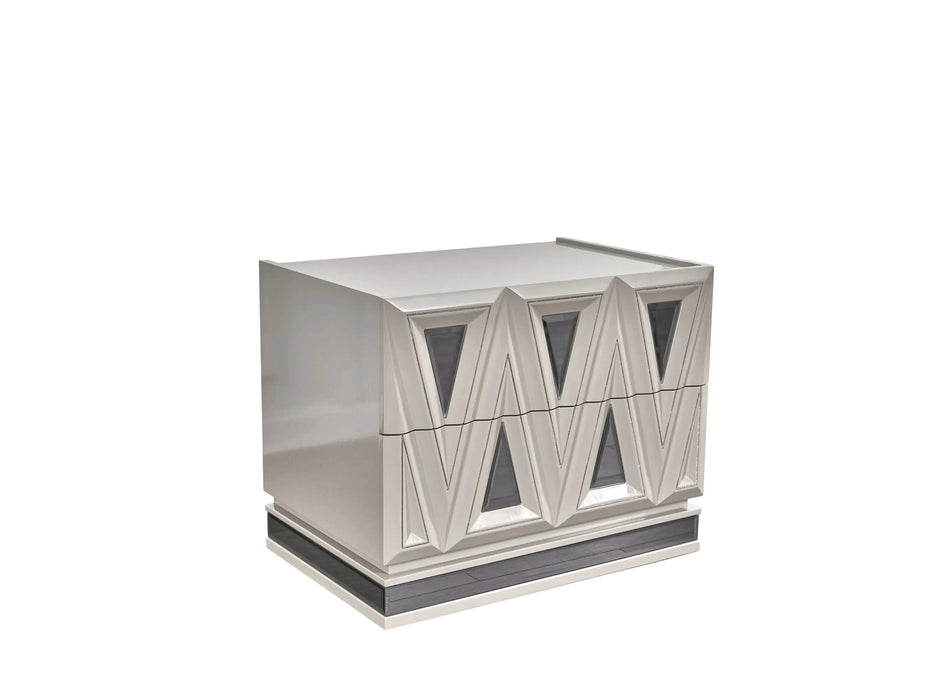 Lavita Modern & Contemporary Style 4 Pc King Upholstered Bedroom Set Made with Wood and Gold Accents in River Sand Grey (NJ Inventory) Default -DTYStore