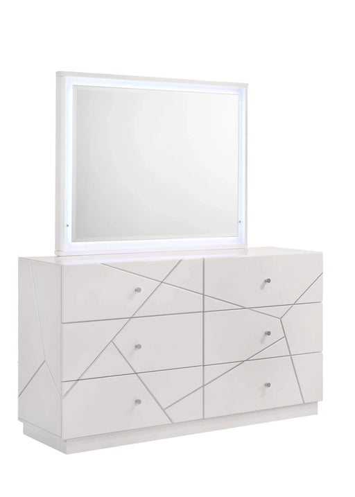 Manhattan King 5-Piece Bedroom Set – Modern Design with Lacquer Finish, Geometric Accents, and LED Lighting (CA Inventory) Default -DTYStore