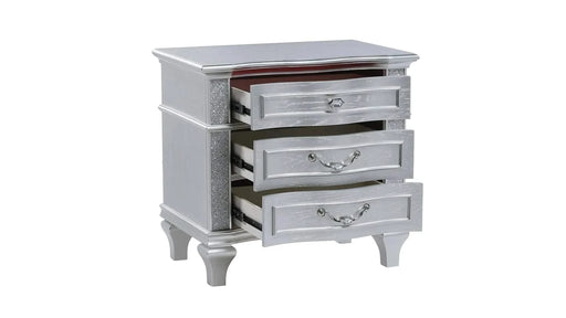 Mystic Contemporary Style Upholstered LED headboard Queen 4PC Bedroom Set made with Wood in Silver Default -DTYStore