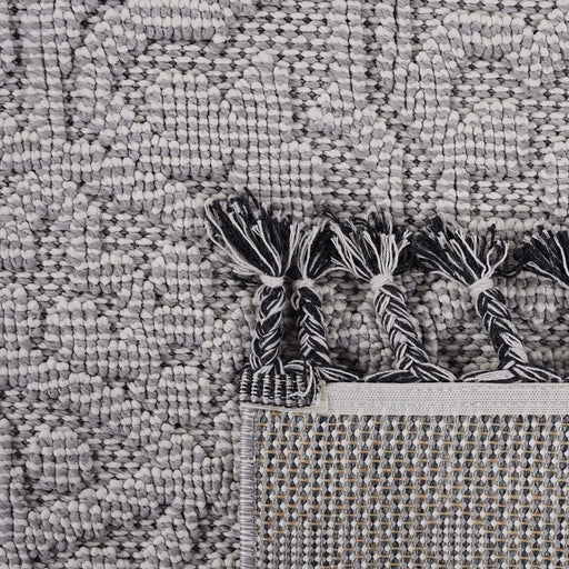 NAAR Guros Collection 8X10 White / Ivory / Medallion Indoor / Outdoor Area Rug Default -DTYStore