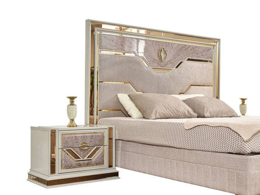 Omari Modern Style 4 Pc Queen Upholstered Bedroom Set Made with Wood and Gold Accents in Beige Default -DTYStore
