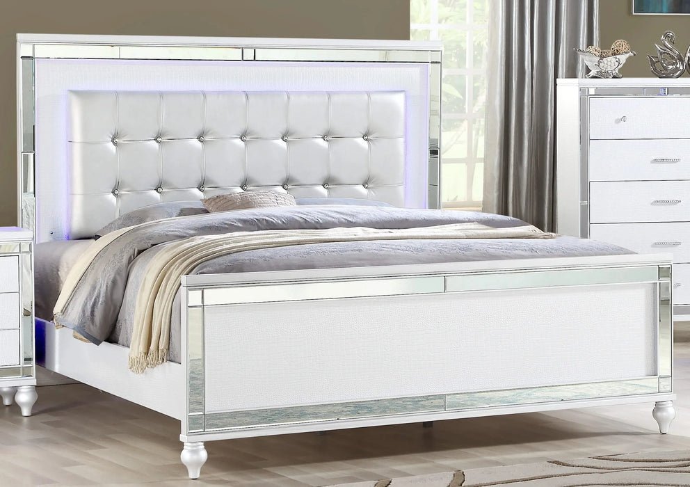 STERLING Queen 5 PC LED Bedroom set made with wood in White Color Default -DTYStore