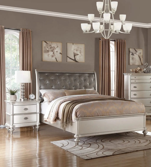 Silver Faux Leather Glamorous 3pc Bedroom Set Queen Size Bed 2x Nightstands Tufted Headboard Furniture Default -DTYStore