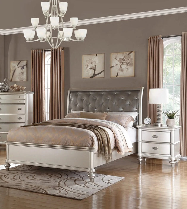 Silver Faux Leather Glamorous 3pc Bedroom Set Queen Size Bed 2x Nightstands Tufted Headboard Furniture Default -DTYStore