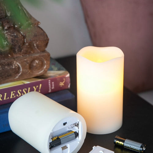 Set of 3 Ivory LED Candles with Remote Timer, L:D3X6' M:D3X5' S:D3X4' - Image 4