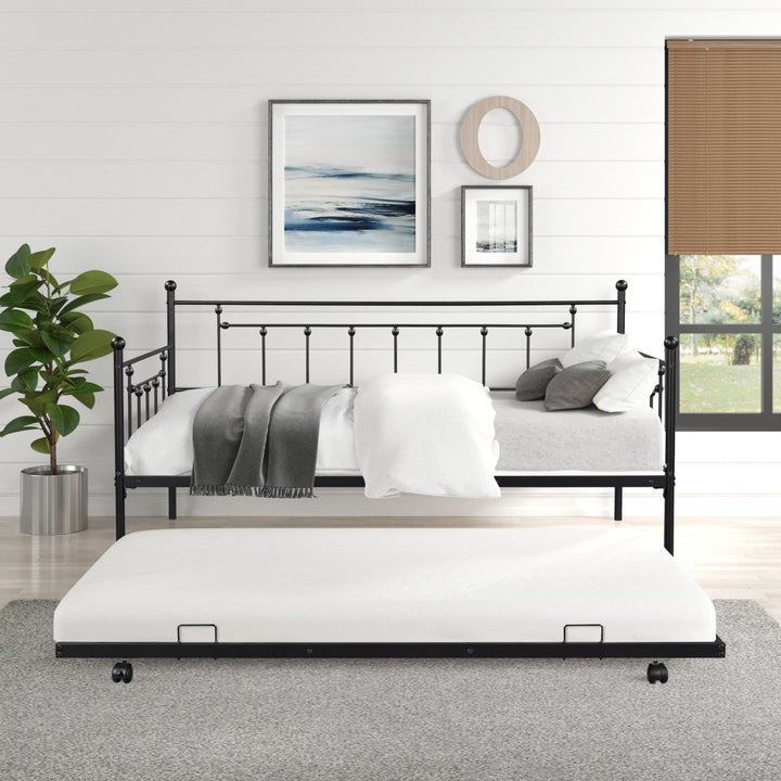 Daybed with TrundleDTYStore